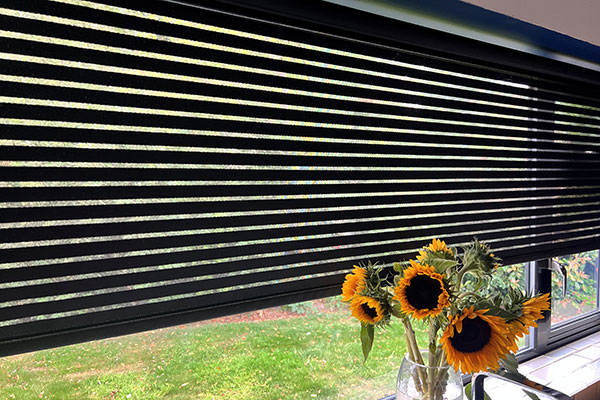 Kitchen venetian blinds